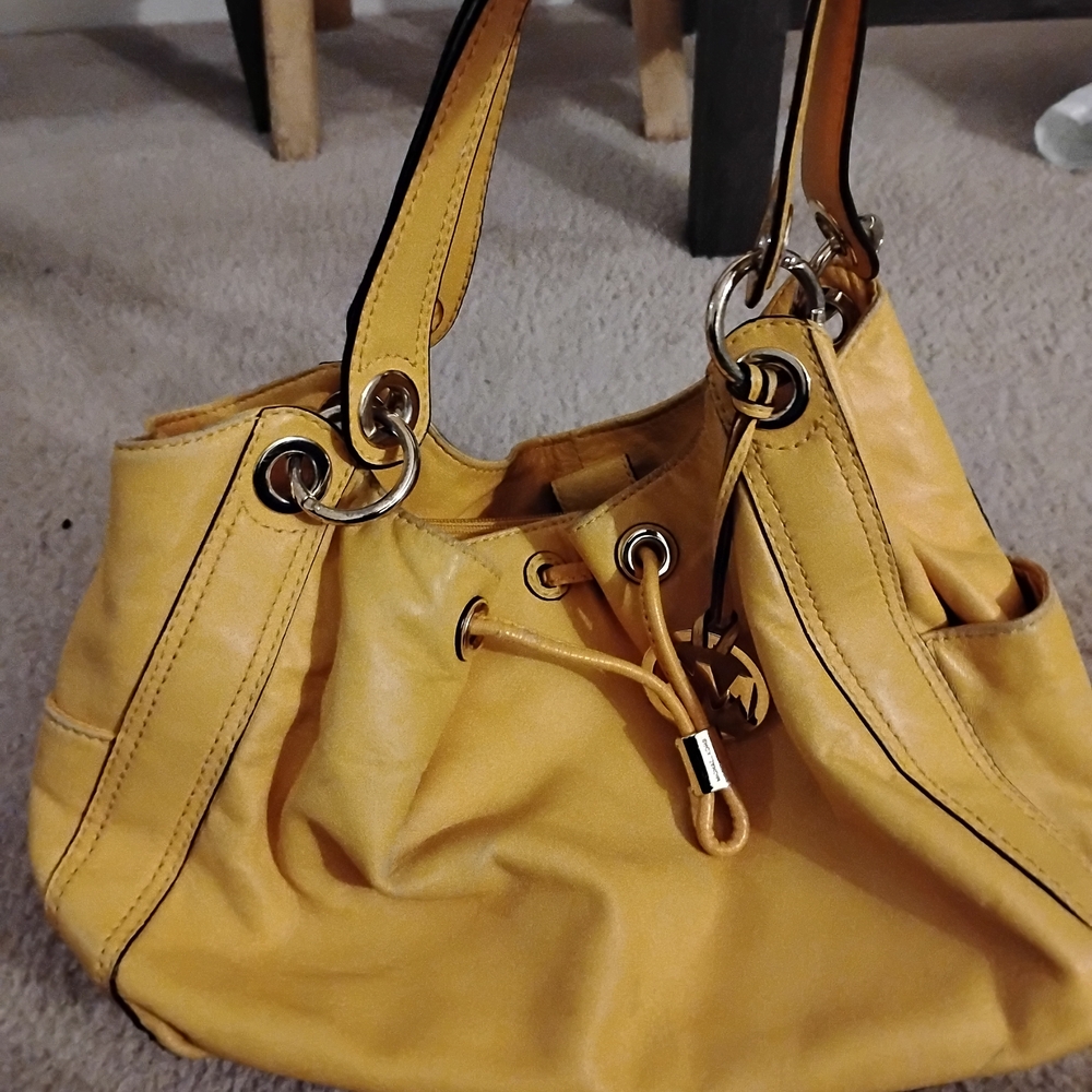 Michael Kors Mustard Leather Shoulder Bag